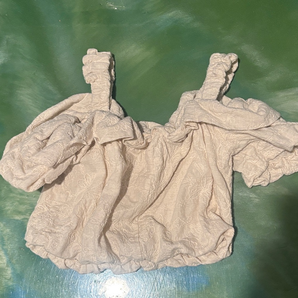 Zara Girls Cream Textured Top size 11-12